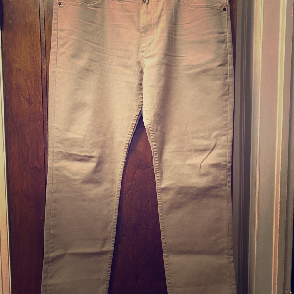Levi 511 Khaki colored jeans